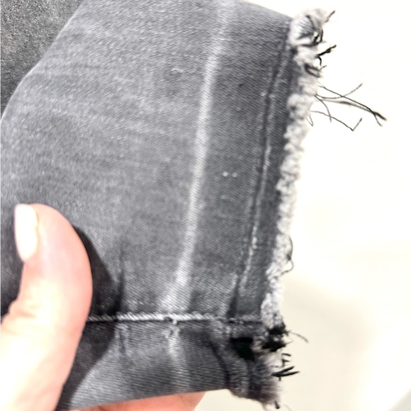 Good American Good Legs Crop Grey Size 8/29 - Picture 3 of 6